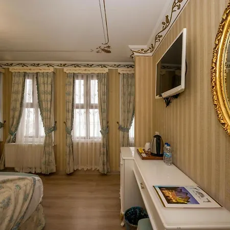 Villa Paradiso Hotel Istanbul Exterior photo