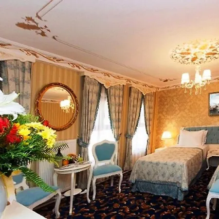 Villa Paradiso Hotel Istanbul Exterior photo