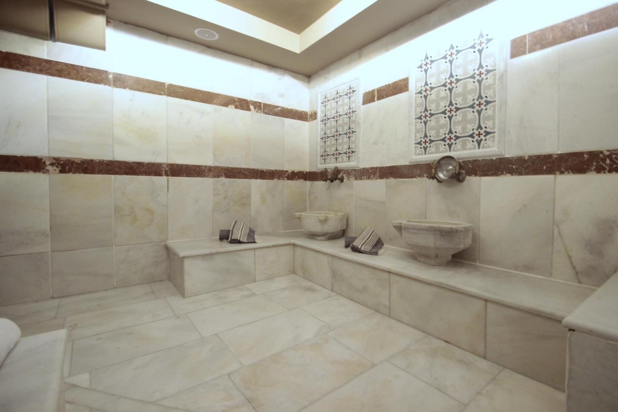 Apartament Paradiso & *